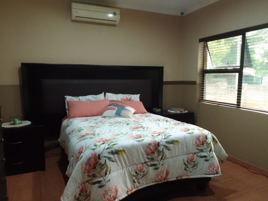 3 Bedroom Property for Sale in Protea Park North West